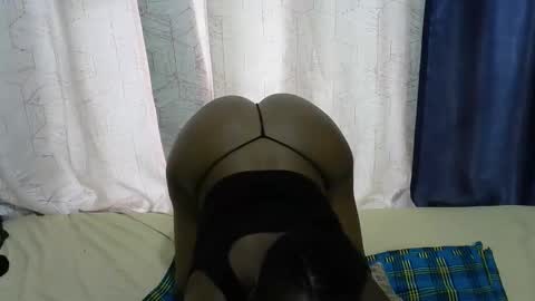 miss_bani online show from October 22, 6:46 am