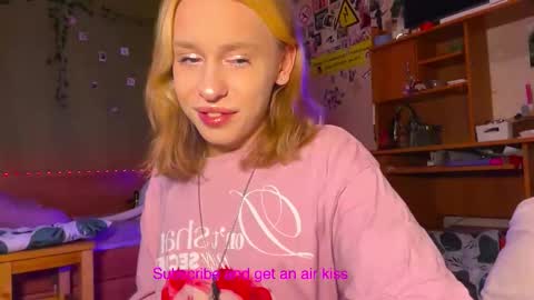 Snapshot of miss_barbie1 chatting on February 3, 6:40 am Anya online show from February 3, 6:40 am