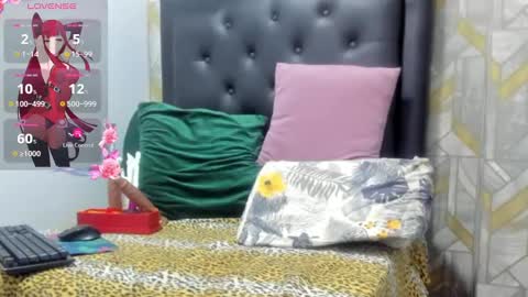 miss_big_ass21 online show from January 30, 11:02 pm