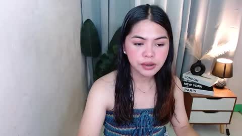 Snapshot of miss_briella chatting on September 21, 1:57 pm Briella online show from September 21, 1:57 pm