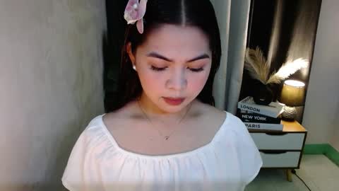Snapshot of miss_briella chatting on October 12, 2:05 pm Briella online show from October 12, 2:05 pm