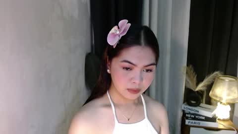 Snapshot of miss_briella chatting on October 17, 5:04 pm Briella online show from October 17, 5:04 pm
