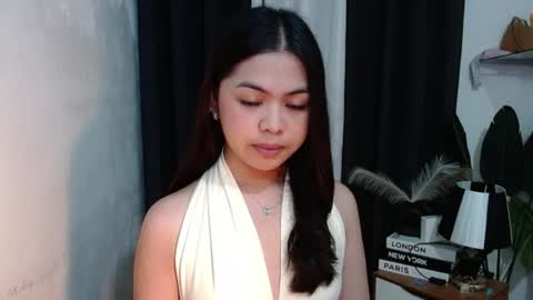 Snapshot of miss_briella chatting on June 27, 12:04 am Briella online show from June 27, 12:04 am