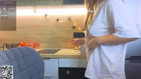 Sandy online show from October 27, 12:36 am