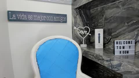 Snapshot of miss_danika chatting on January 17, 11:04 am Danika online show from January 17, 11:04 am