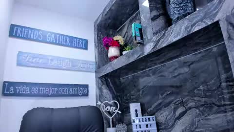 Snapshot of miss_danika chatting on February 28, 11:00 am Danika online show from February 28, 11:00 am