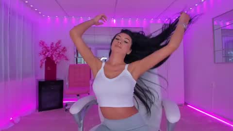miss_diamond__ online show from May 22, 6:09 am