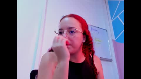 miss_dior1 online show from February 19, 5:09 pm