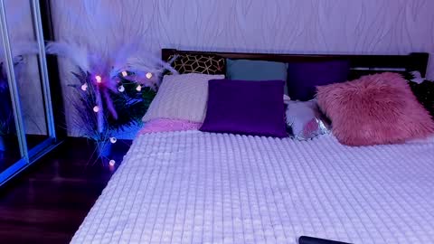 Elia online show from December 21, 5:18 pm