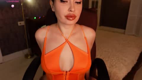 Elia online show from October 8, 4:37 pm