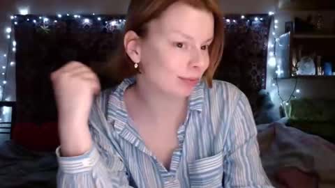 Elis online show from February 10, 3:21 pm