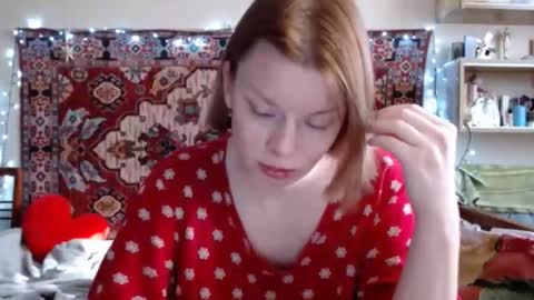 Elis online show from February 25, 12:24 pm