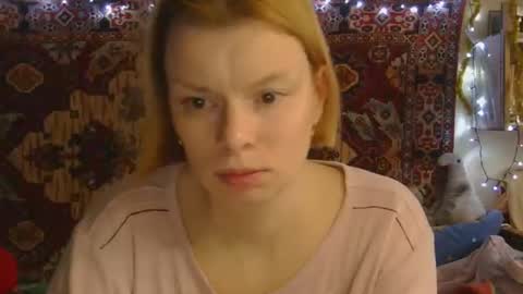 Elis online show from December 18, 11:05 am