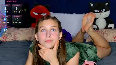 Snapshot of miss_emily_miller chatting on July 7, 7:18 pm Emily online show from July 7, 7:18 pm