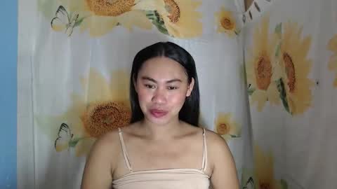 Snapshot of miss_eva2025 chatting on January 19, 6:39 am Eva online show from January 19, 6:39 am