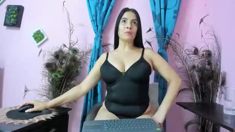 Monica Patricia online show from October 19, 10:16 am