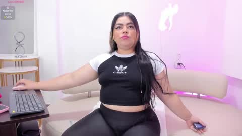 Snapshot of miss_francheska chatting on September 12, 11:32 am Francheska online show from September 12, 11:32 am