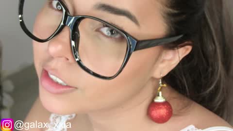  Elisabeth  IG galax xxia       online show from December 2, 11:18 pm