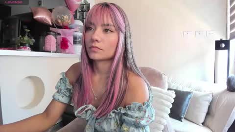 insta    online show from February 27, 5:13 pm