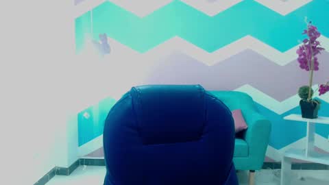 miss_honey1 online show from February 10, 5:36 am