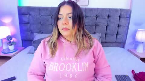 miss_horney online show from December 21, 7:32 pm