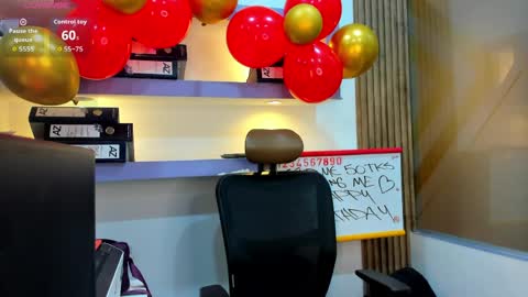 Snapshot of miss_horney chatting on March 30, 12:28 pm miss_horney online show from March 30, 12:28 pm