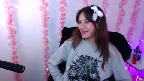 Snapshot of miss_katteyes chatting on October 4, 12:41 am Katteyes online show from October 4, 12:41 am