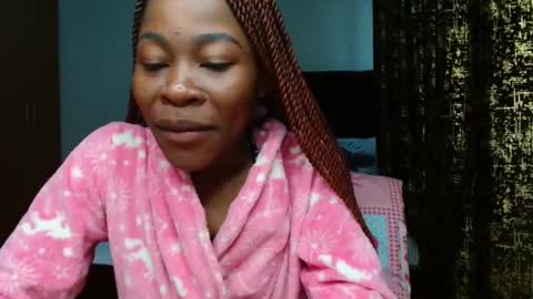 Snapshot of miss_kiarrafit chatting on February 6, 10:15 am Miss Kiarrafit online show from February 6, 10:15 am