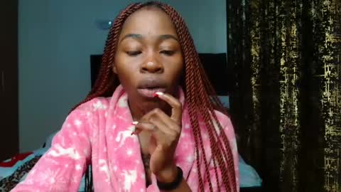 Snapshot of miss_kiarrafit chatting on February 8, 4:47 am Miss Kiarrafit online show from February 8, 4:47 am