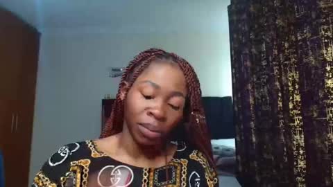 Snapshot of miss_kiarrafit chatting on February 11, 5:58 am Miss Kiarrafit online show from February 11, 5:58 am