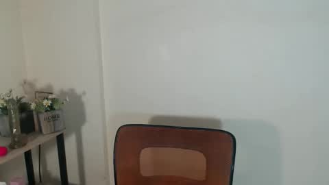 miss_kimmyxx online show from September 9, 5:29 am