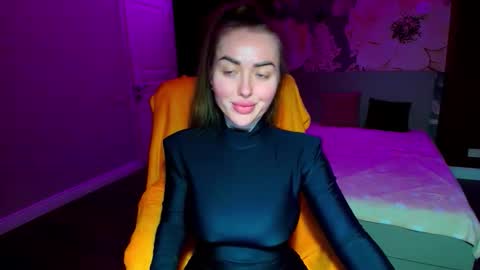 miss_kiten online show from March 27, 9:47 pm