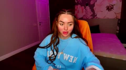 miss_kiten online show from April 18, 2:48 am