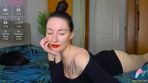 Laura online show from February 12, 10:32 am