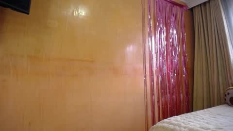 Snapshot of miss_lilieth chatting on February 14, 7:10 pm lilieth online show from February 14, 7:10 pm