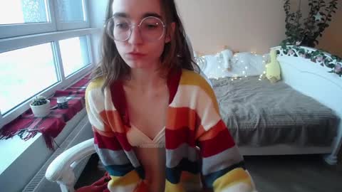 Snapshot of miss_lina_dream chatting on February 19, 1:50 pm Miss Lina online show from February 19, 1:50 pm