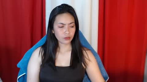 Snapshot of miss_lyve chatting on April 25, 12:30 pm itsme lyve online show from April 25, 12:30 pm