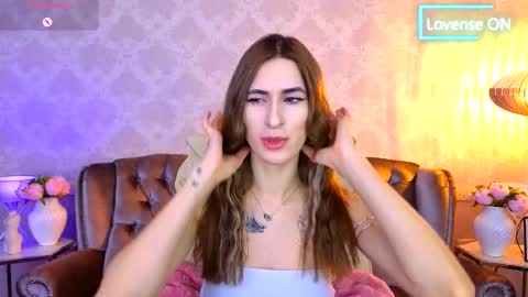   online show from November 15, 7:05 am