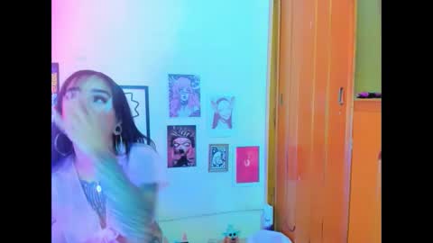 MEGG online show from September 25, 8:01 pm