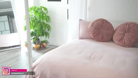 Alejandra online show from June 6, 3:17 pm