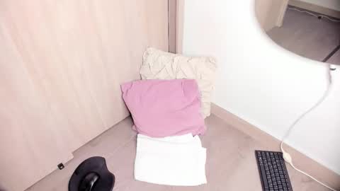 Snapshot of miss_melanie18 chatting on January 16, 12:58 am Alejandra online show from January 16, 12:58 am