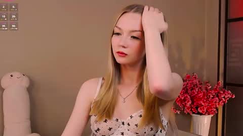 Nicole online show from July 9, 10:58 pm
