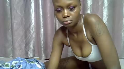 miss_pretty1 online show from February 3, 6:46 pm