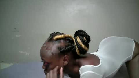 miss_pretty1 online show from February 23, 8:06 pm