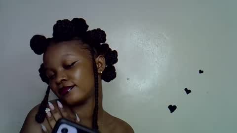 Snapshot of miss_rihanna2 chatting on January 18, 8:29 am miss_rihanna2 online show from January 18, 8:29 am