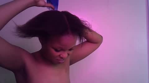 Snapshot of miss_rihanna2 chatting on February 26, 8:30 pm miss_rihanna2 online show from February 26, 8:30 pm