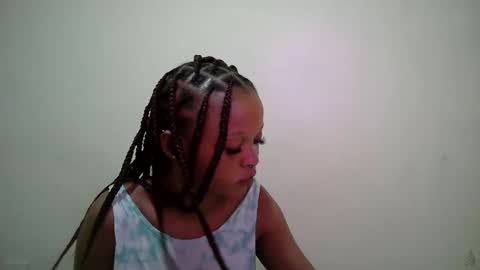 Snapshot of miss_rihanna2 chatting on April 7, 6:08 pm miss_rihanna2 online show from April 7, 6:08 pm