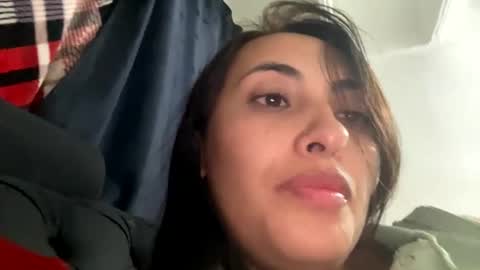 intagram miss selene59 online show from December 31, 2:29 am