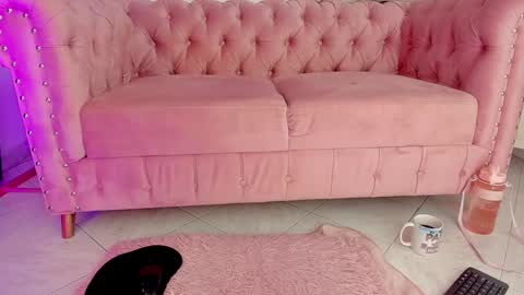 intagram miss selene59 online show from January 3, 12:11 am