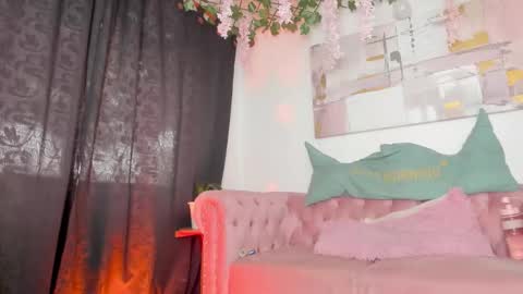 intagram miss selene59 online show from October 25, 1:07 pm